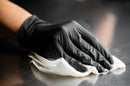 Detailing work wearing GL897 black nitrile gloves
